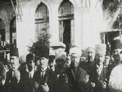 Vefatının 71. yılında Atatürk ve Osmanlı Tarihi